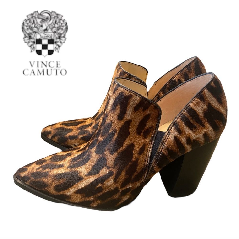 NEW Vince Camuto Cintella Leopard Calf Hair Ankle Boots Booties 9